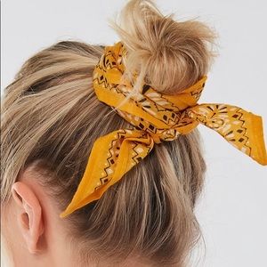 Urban Outfitters classic bandana